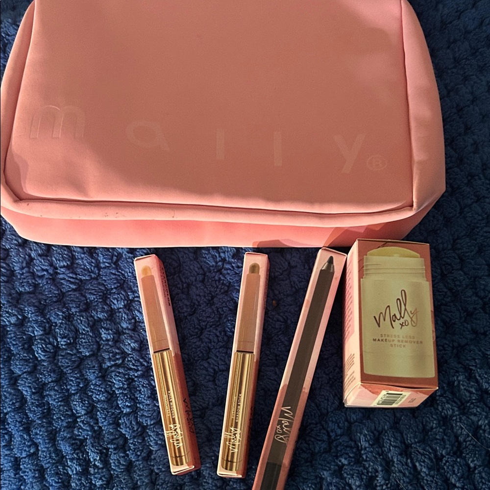 Mally Beauty 5 PIECE KIT Eye Collection with Pink Makeup Bag BRAND NEW
